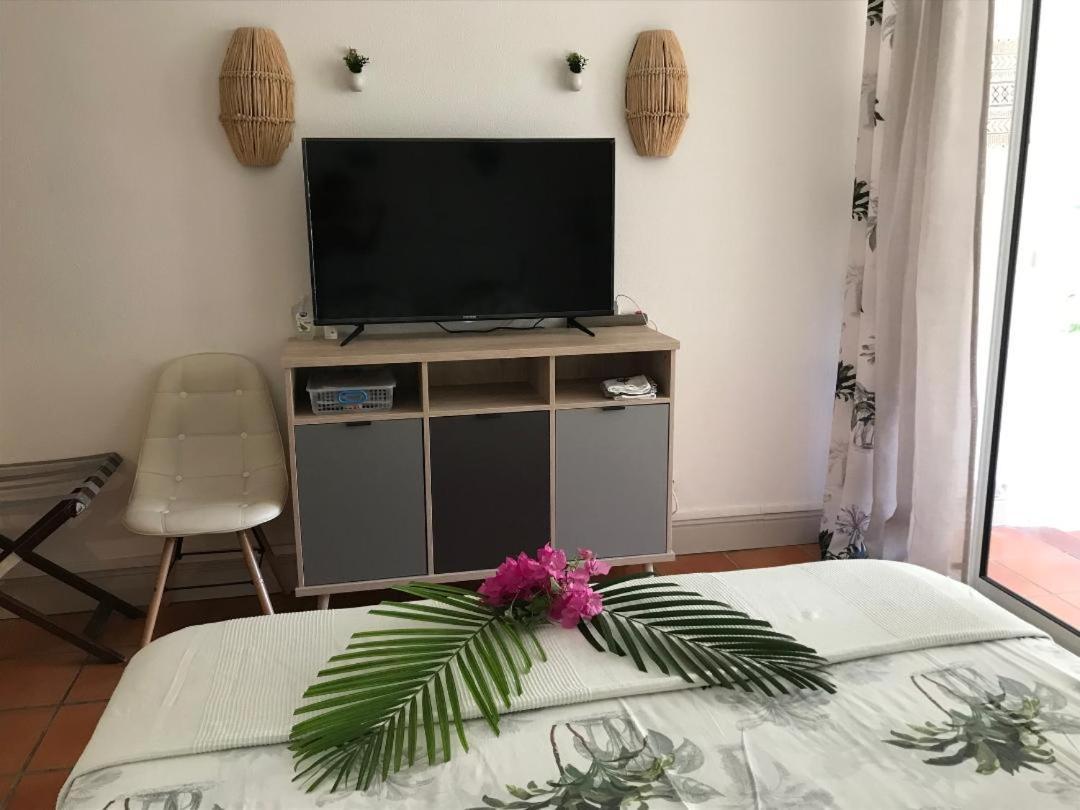 סן-פרנסואה Coeur Tiare Studio Lounge Piscine Plage Cocotiers מראה חיצוני תמונה